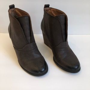 Lucky Brand LP-YINAN Wedge Booties